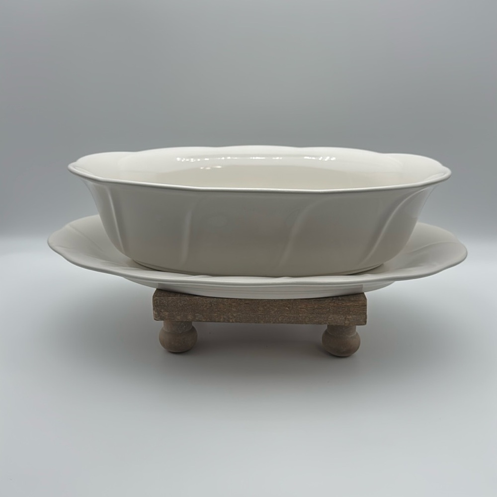 Vintage Pfaltzgraff Stratus Oval‎ Vegetable Bowl and Oval Platter Off-White